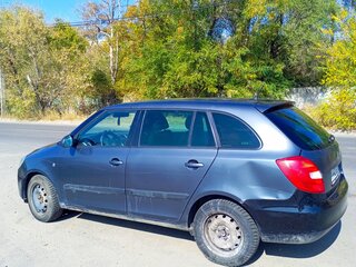 2009 Skoda Fabia II, серый, 550000 рублей, вид 4
