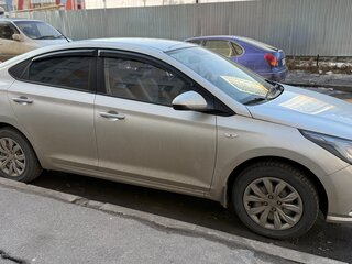 2022 Hyundai Solaris II Рестайлинг, серебристый, 1450000 рублей, вид 2