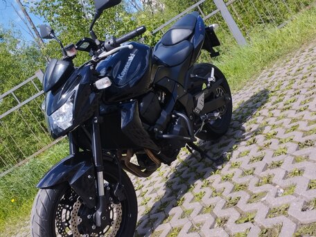 2012 Kawasaki Z 750, чёрный, 750000 рублей, вид 1