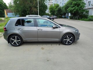 2013 Volkswagen Golf VII, серый, 1300000 рублей, вид 2