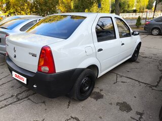 2009 Renault Logan I, белый, 385000 рублей, вид 3