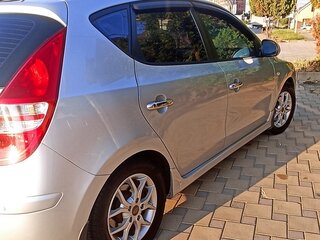 2011 Hyundai i30 I Рестайлинг, серебристый, 1100000 рублей, вид 3