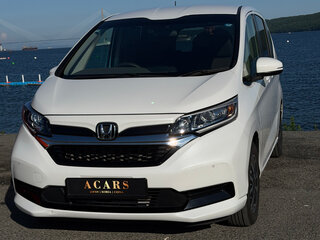 2023 Honda Freed II Рестайлинг, белый, 1450000 рублей, вид 3
