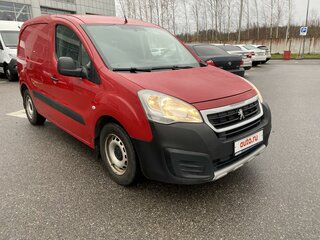 2016 Peugeot Partner II Рестайлинг 2, красный, 700000 рублей, вид 4
