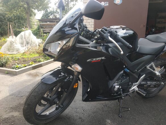 2015 Honda CBR 300R, чёрный, 313000 рублей - вид 7