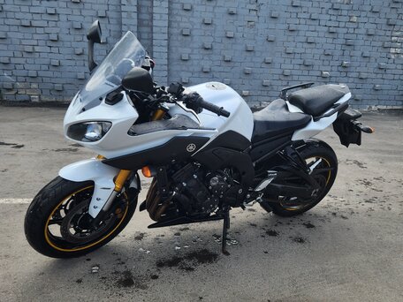 2012 Yamaha FZ8, белый, 600000 рублей, вид 3