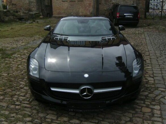 2011 Mercedes-Benz SLS AMG, чёрный - вид 2