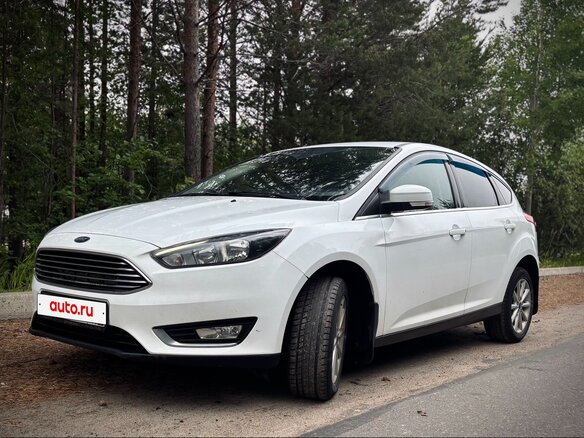 2016 Ford Focus III Рестайлинг, белый, 1100000 рублей