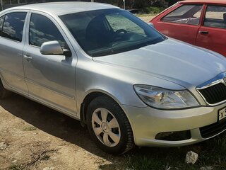 2012 Skoda Octavia II (A5) Рестайлинг, серебристый, 990000 рублей, вид 3