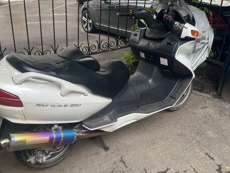 2002 Suzuki Burgman (SkyWave) 650, белый, 510000 рублей, вид 3