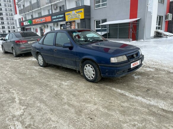 1993 Opel Vectra KAT A, синий, 100000 рублей