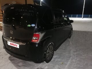 2014 Honda Freed I Рестайлинг 2, чёрный, 1350000 рублей, вид 4