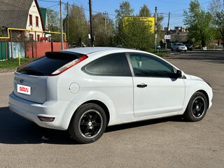 2008 Ford Focus II Рестайлинг, белый, 500000 рублей, вид 4