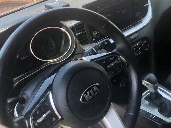 2020 Kia Ceed III, серый, 2000000 рублей - вид 16
