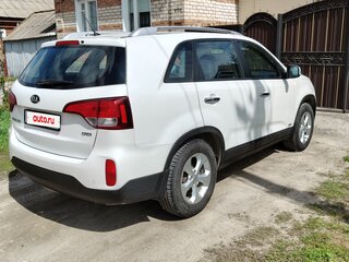 2013 Kia Sorento II Рестайлинг, белый, 1700000 рублей, вид 4