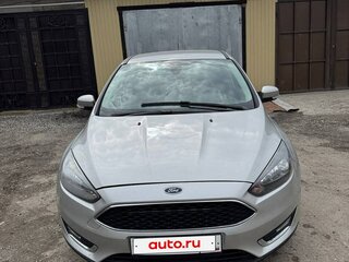 2018 Ford Focus III Рестайлинг, серебристый, 1200000 рублей, вид 1