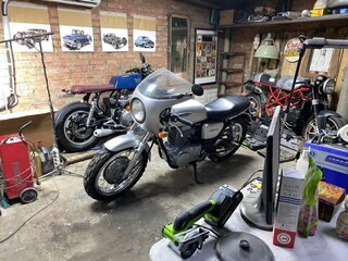 Suzuki ST 400 Tempter
