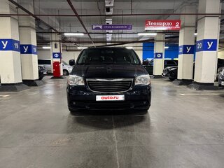2013 Chrysler Town & Country V Рестайлинг, серый, 1900000 рублей, вид 3