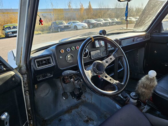 1992 Lada (ВАЗ) 2105, белый, 199000 рублей - вид 6