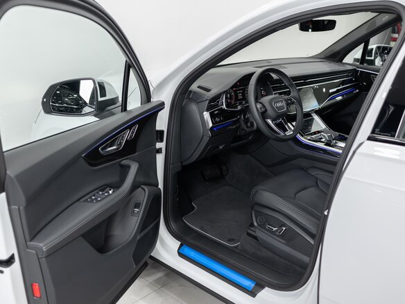 2024 Audi Q7 55 TFSI II (4M) Рестайлинг 2, белый, 11390000 рублей - вид 6
