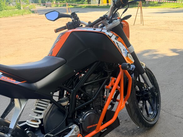 2013 KTM 200 Duke, оранжевый, 210000 рублей - вид 3