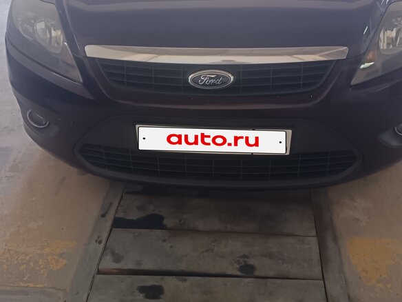 2009 Ford Focus II Рестайлинг, фиолетовый, 530000 рублей - вид 2