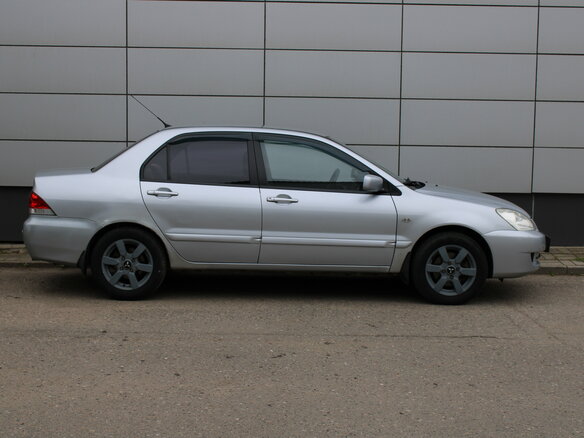 2006 Mitsubishi Lancer IX Рестайлинг, серебристый - вид 4