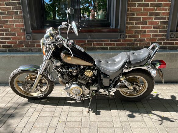 1994 Yamaha XV750 Virago, коричневый, 235000 рублей - вид 2