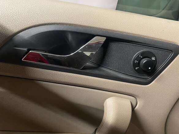2013 Skoda Yeti I, красный, 1200000 рублей - вид 26