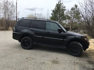 2014 Mitsubishi Pajero IV Рестайлинг 2, чёрный, 3100000 рублей, вид 2
