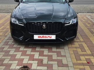 2021 Jaguar XF II Рестайлинг, зелёный, 5500000 рублей, вид 2