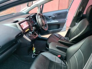 2012 Toyota Wish II, серый, 1500000 рублей, вид 5
