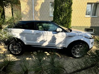 2011 Land Rover Range Rover Evoque 6-speed I, белый, 1745000 рублей, вид 4