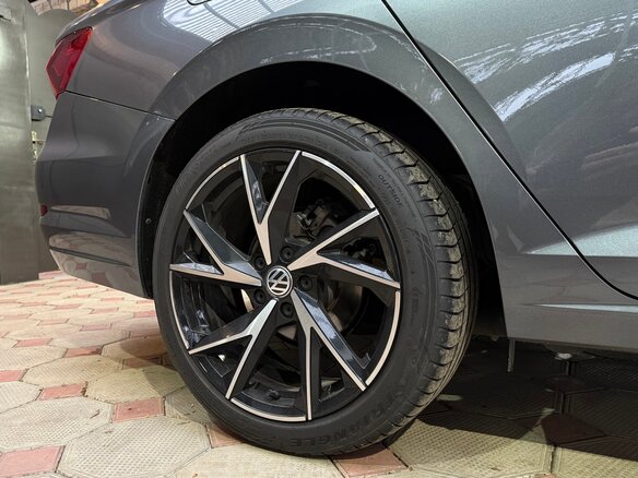 2019 Volkswagen Jetta 8-speed VII, серый, 1740000 рублей - вид 13