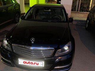 2011 Mercedes-Benz C-Класс 300 III (W204) Рестайлинг, чёрный, 1900000 рублей, вид 2