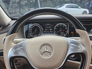 2016 Mercedes-Benz Maybach S-Класс 400 I (X222), чёрный, 3390000 рублей, вид 3