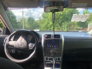 2010 Toyota Corolla X (E140, E150) Рестайлинг, белый, 900000 рублей, вид 3