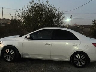 2013 Kia Cerato 6-speed II, белый, 1350000 рублей, вид 3