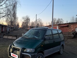1997 Nissan Serena I (C23), зелёный, 420000 рублей, вид 5