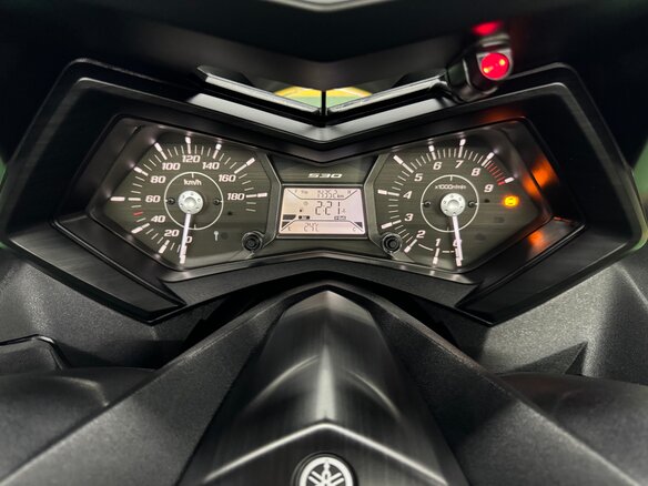 2014 Yamaha TMAX, коричневый, 750000 рублей - вид 13