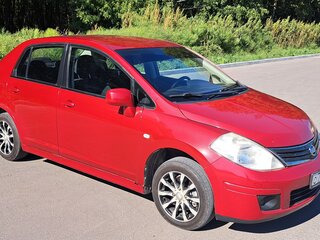 2010 Nissan Tiida I Рестайлинг, красный, 680000 рублей, вид 3