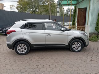 2017 Hyundai Creta I, серебристый, 1950000 рублей, вид 2