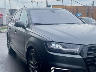 2018 Audi Q7 II (4M), серый, 4900000 рублей, вид 3