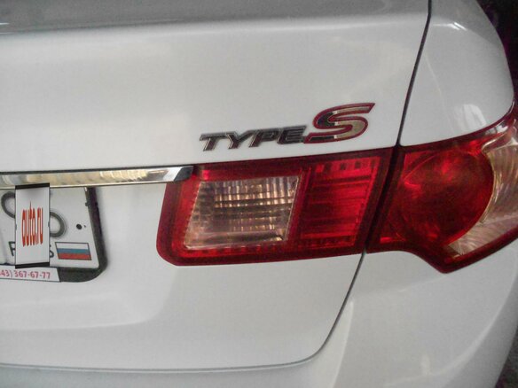 2012 Honda Accord VIII Рестайлинг, белый, 2000000 рублей - вид 6