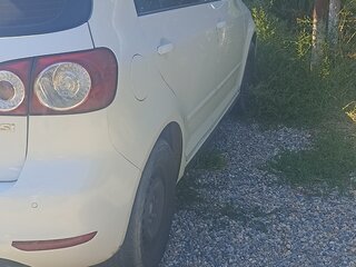 2010 Volkswagen Golf Plus II, белый, 800000 рублей, вид 3