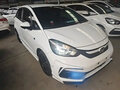2023 Honda Fit IV Рестайлинг, белый, 1230000 рублей - вид 4