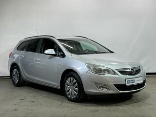 2011 Opel Astra J, серебристый, 599000 рублей, вид 3