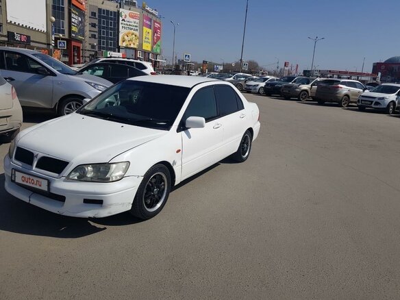 2000 Mitsubishi Lancer, белый