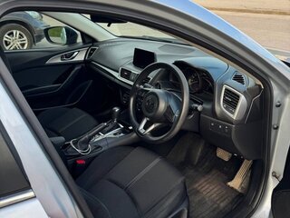 2016 Mazda Axela III Рестайлинг, серебристый, 1000000 рублей, вид 5