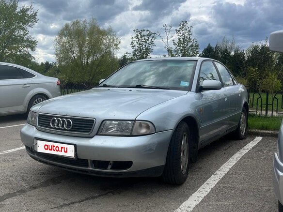 1997 Audi A4 I (B5), серебристый, 700000 рублей